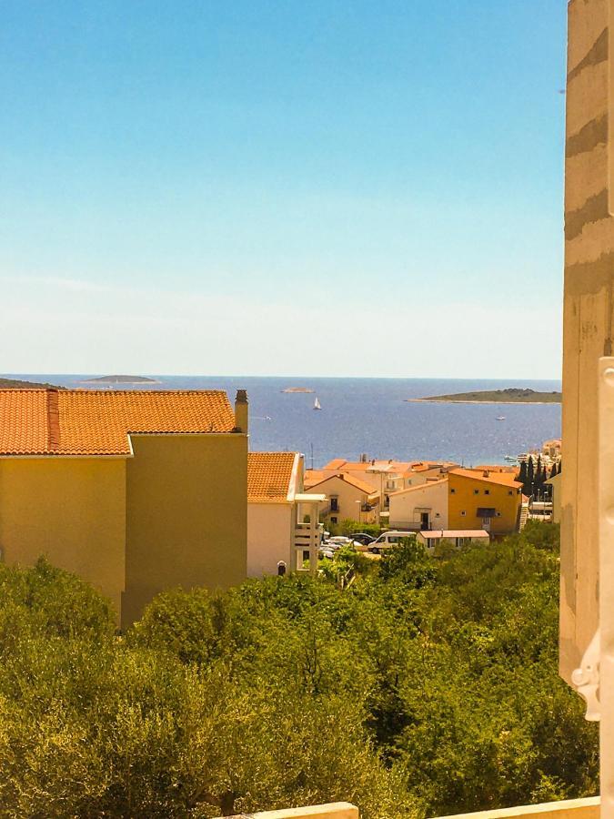 Apartamento Land And Sea Primošten Exterior foto